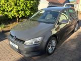 Volkswagen Golf VII Lim. Cup "Sitzheizung,PDC, uvm" - : Taxi