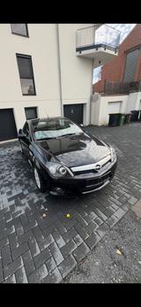 Opel Tigra Twin Top Sport - gebrauchte Opel Tigra aus dem Jahr 2004