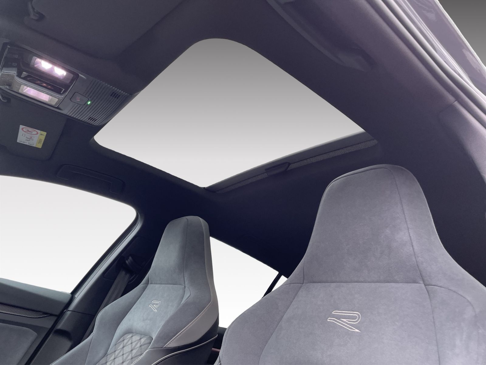 Volkswagen Golf - Bild 12