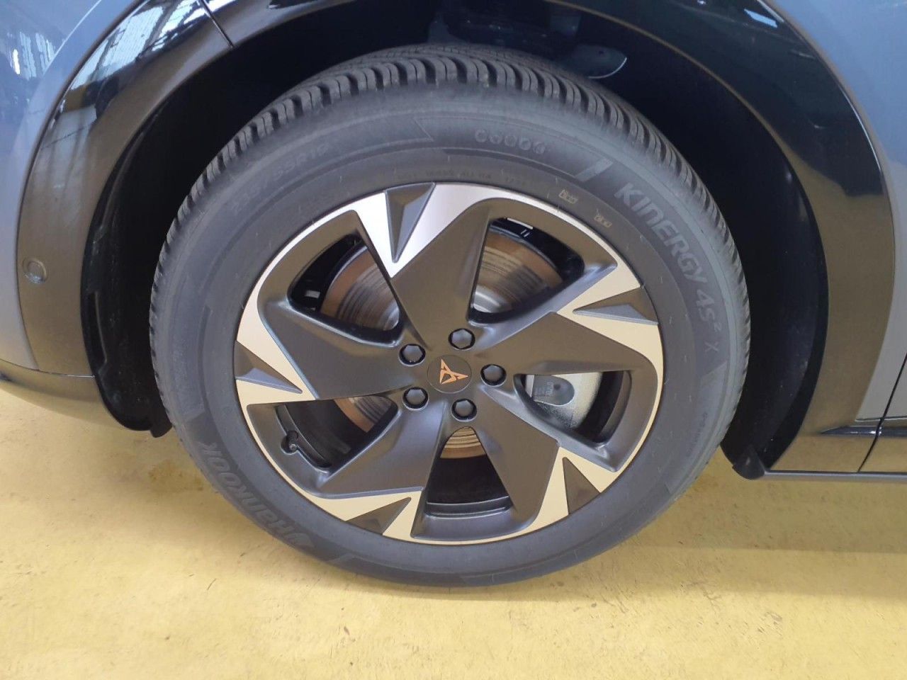 Cupra Tavascan - Bild 14