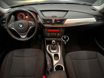 BMW X1 - 10