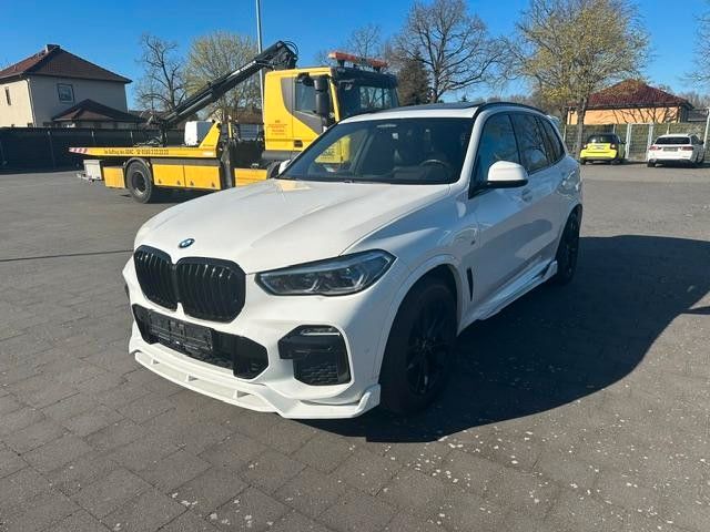 Image of BMW X5
