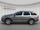 Skoda Octavia Combi Scout 4X4*PDC*AHK*1.Hand - Skoda Octavia: Allradantrieb, Scout