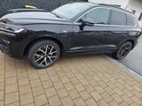 Volkswagen Touareg 3.0 V6 TFSI 250kW 4MOT Tiptr. R-Line... - Volkswagen Touareg R mit Benzin-Antrieb