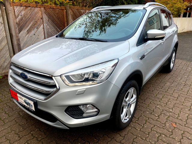 Ford Kuga Titanium°Navigation°Parkass.°