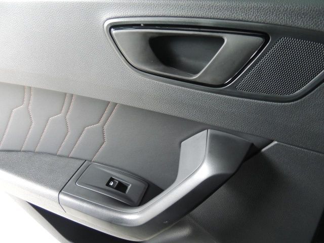Fahrzeugabbildung Cupra Ateca TSI 4Drive DSG Sportpaket Navi LED Klima