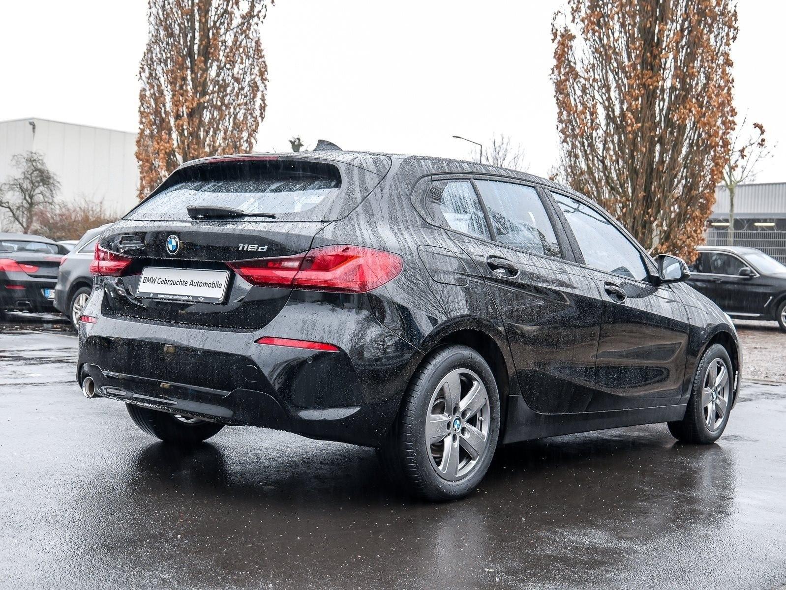BMW 116d NAVI LED PDC V+H DAB Tempomat Sitzheiz.