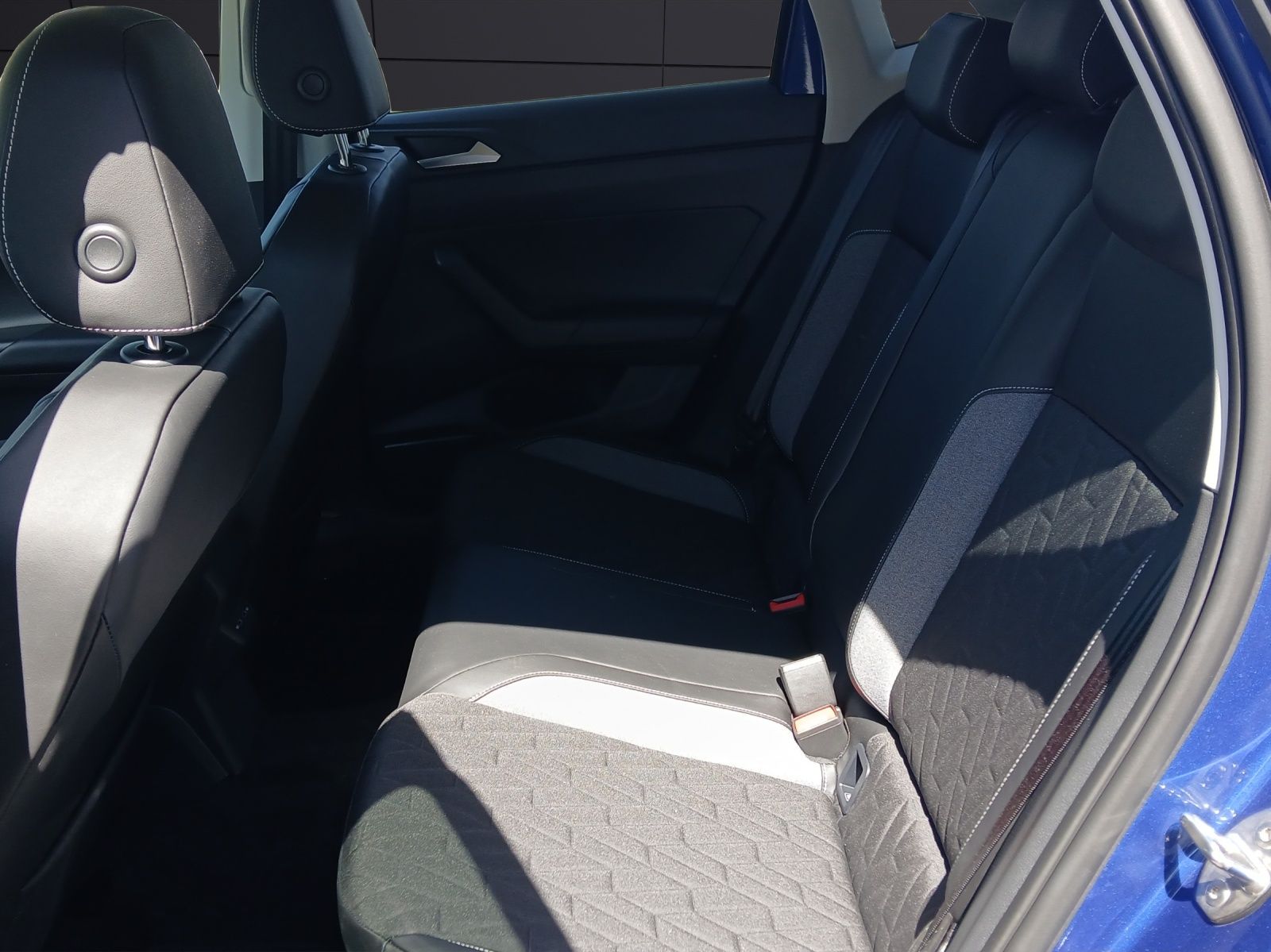 Fahrzeugabbildung Volkswagen Polo TSI Energy DSG LED ACC App-Connect SHZ
