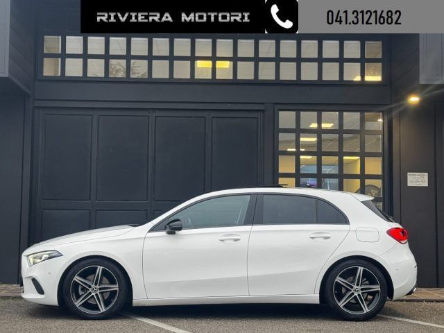 MERCEDES-BENZ MERCEDES-BENZ A 200 d Automatic 4Matic Sport Nig