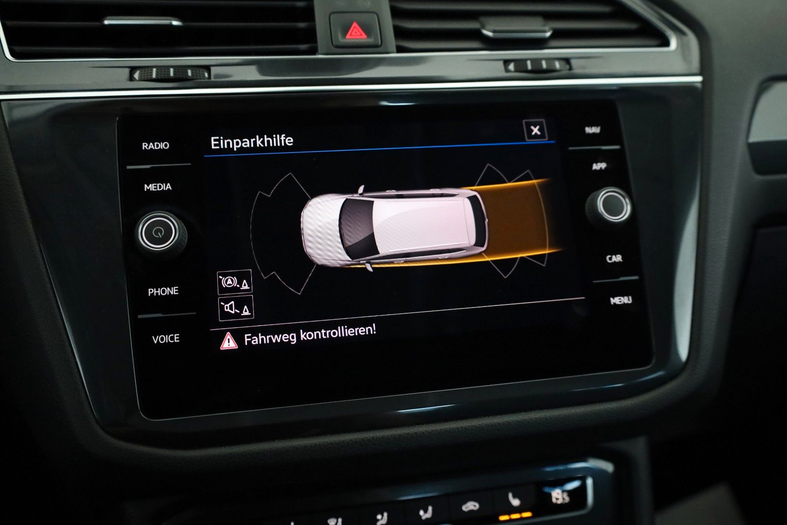 Fahrzeugabbildung Volkswagen Tiguan Allspace Highline 4M Navi,LED,ACC,abn.AHK