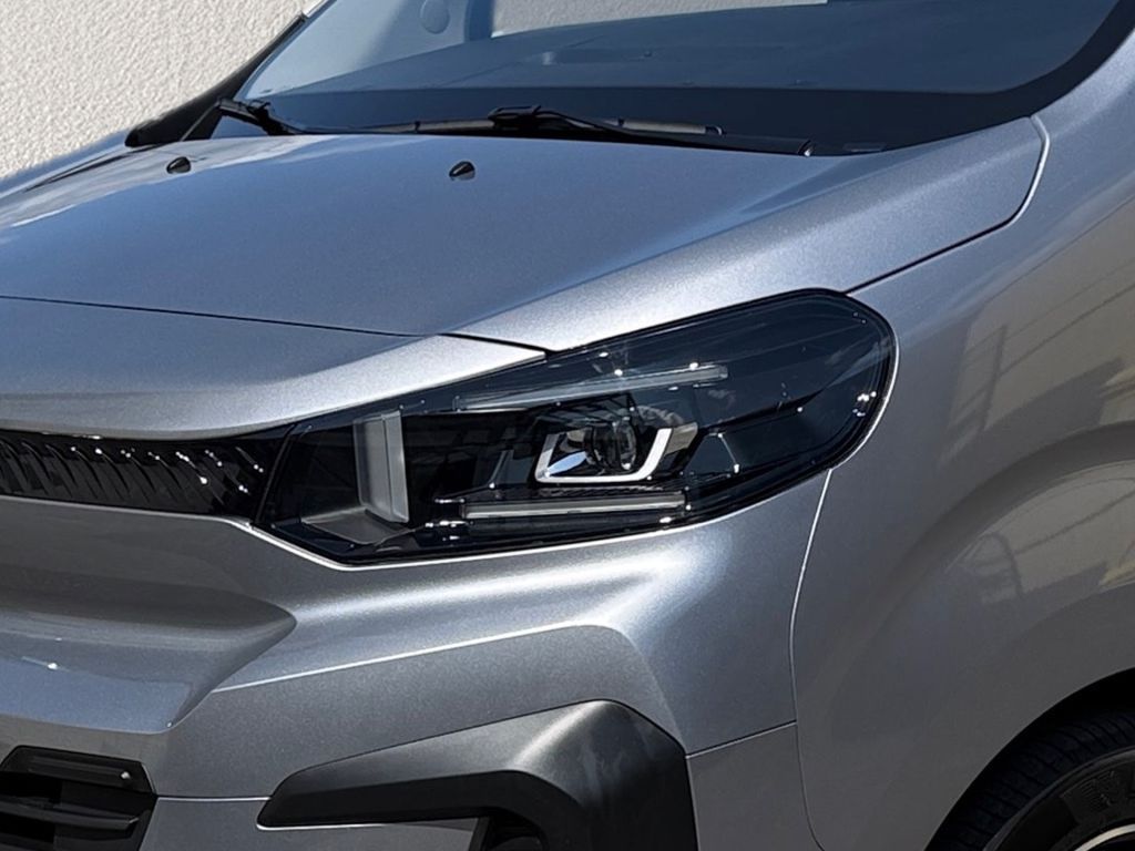 Fahrzeugabbildung Citroën Spacetourer M Diesel 180 Autm. Plus