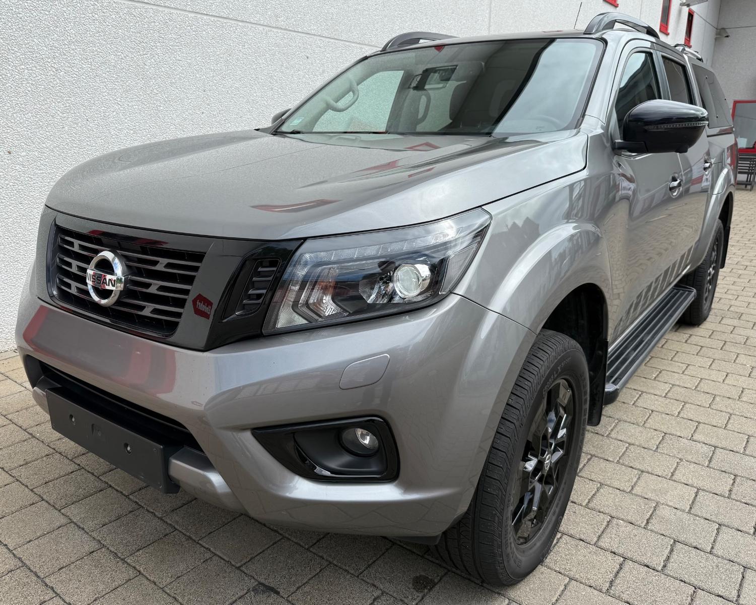 Nissan Navara DoubleCab Aut. Leder,Xen,Nav,Shz,Hardtop