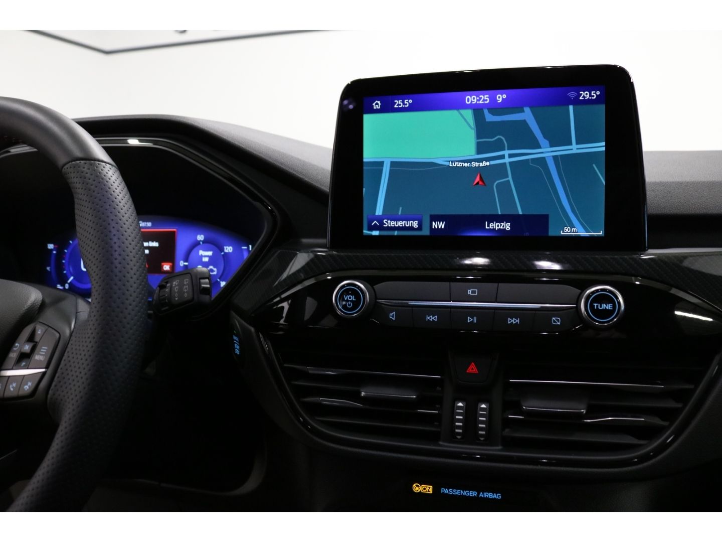 Fahrzeugabbildung Ford Kuga Plug-In Hybrid ST-Line Navi/Kamera/LED