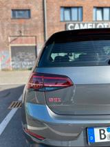Volkswagen Golf 2.0 TSI OPF DSG GTI Performance GTI Per... - mit Benzin-Antrieb: Grau, Stoff, Beheizbare Frontscheibe