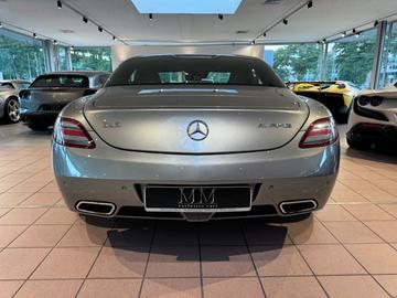صورة مصغرة 11 لـ 2011 Mercedes-BENZ SLS AMG
