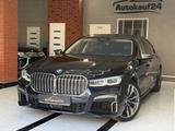 BMW M760 - BMW 760 mit Schiebedach