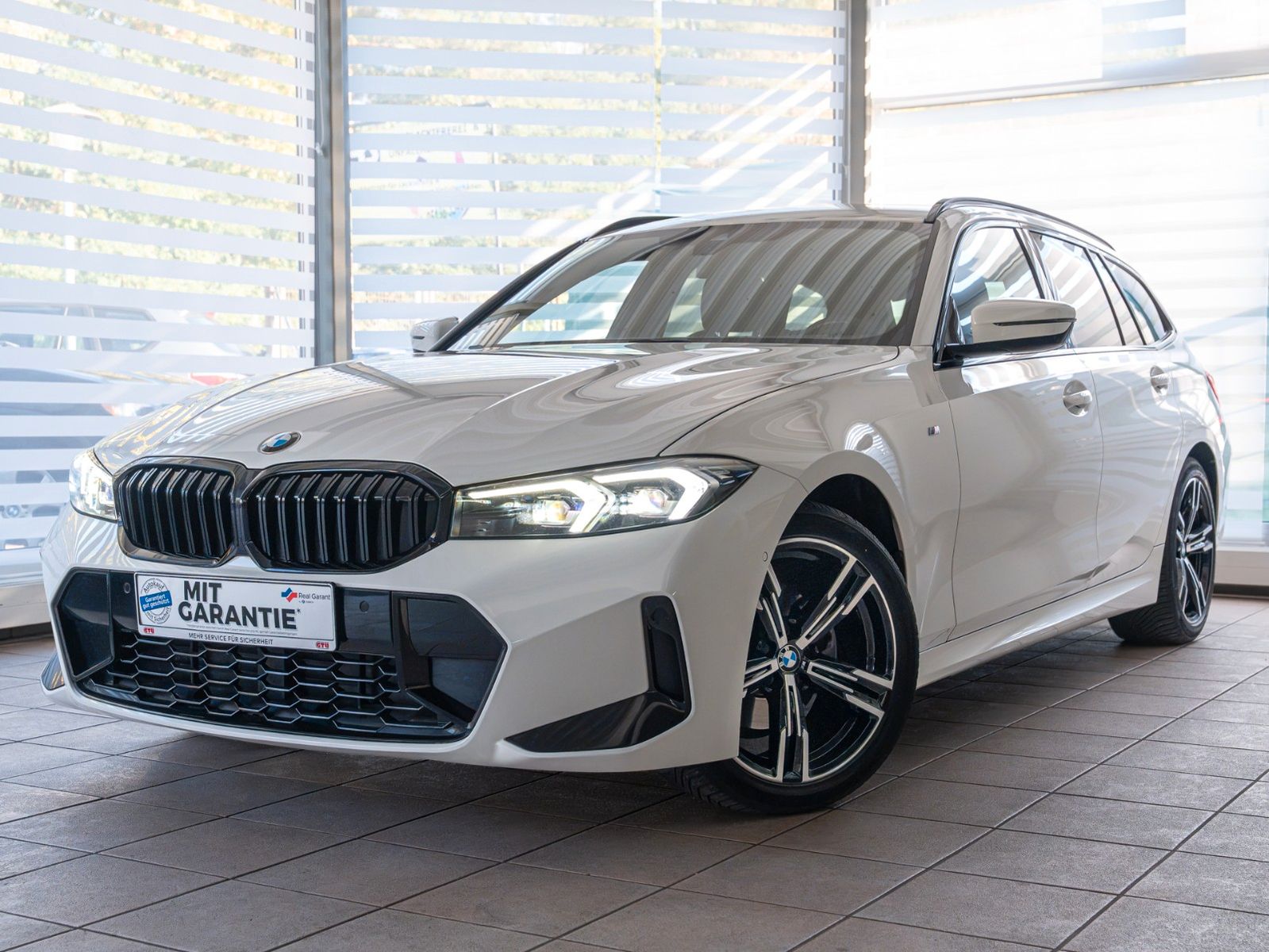 BMW 320d xD M Sport KAM HiFi Drive.Assist Unfallfrei