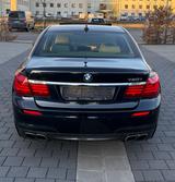 BMW 760i V12 M-Paket  - BMW: V12