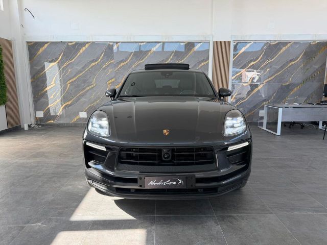 PORSCHE Porsche Macan 2023 2.0 Benzina