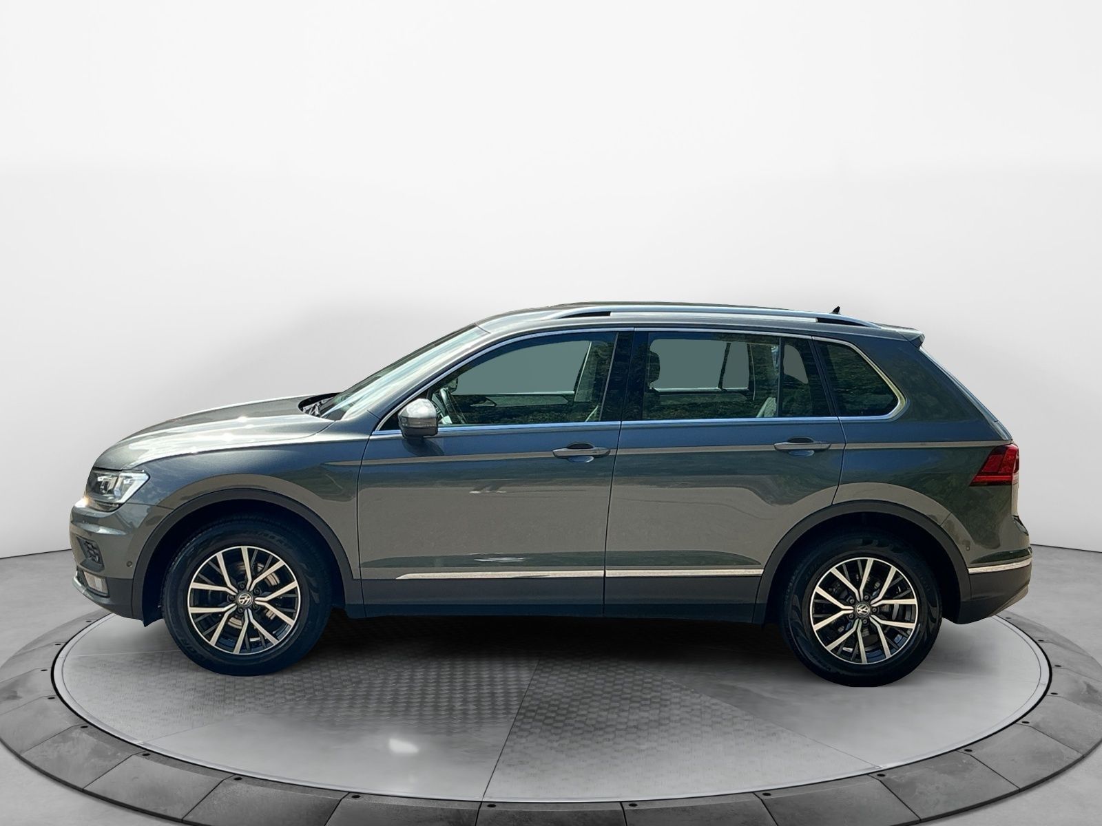 Volkswagen Tiguan 2.0TDI DSG Comfo. 4M LED AHK Kamera imagem 3