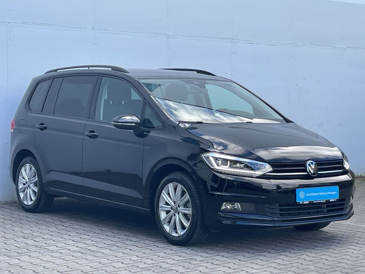 Volkswagen Touran 1.5 TSI DSG Highline AHK Kamera LED Navi foto 2