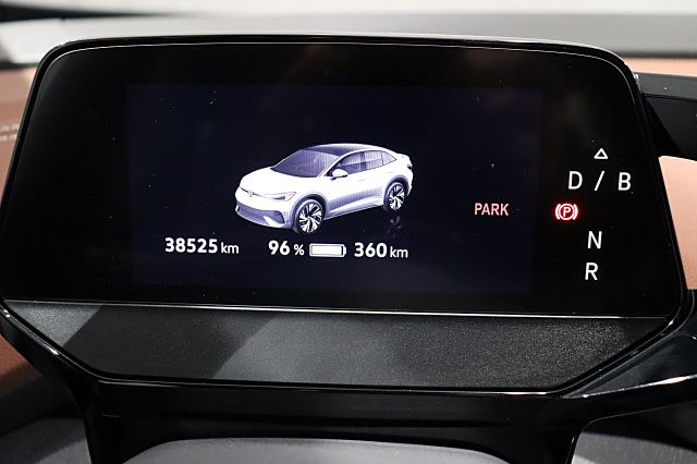 ID.5 Pro 77kWh 128kW ACC Kamera Ganzjahresreifen