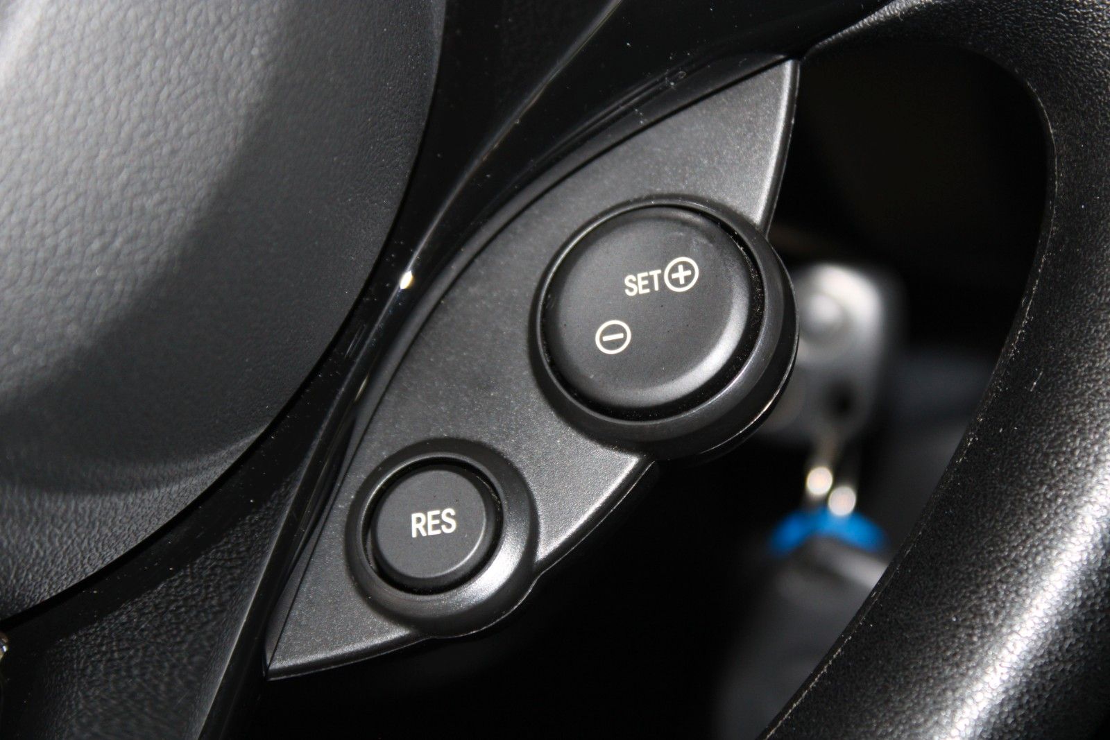 Fahrzeugabbildung Smart ForTwo coupé 60kW EQ Batterie KLIMA Allwetter