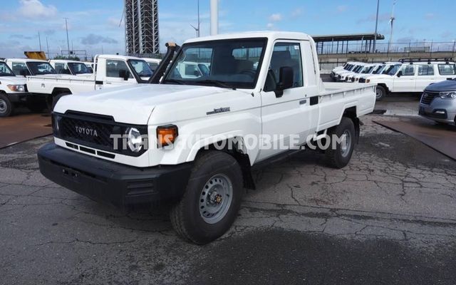 Toyota Land cruiser 79   HZJ 79 SINGLE CAB-EXPORT OUT E