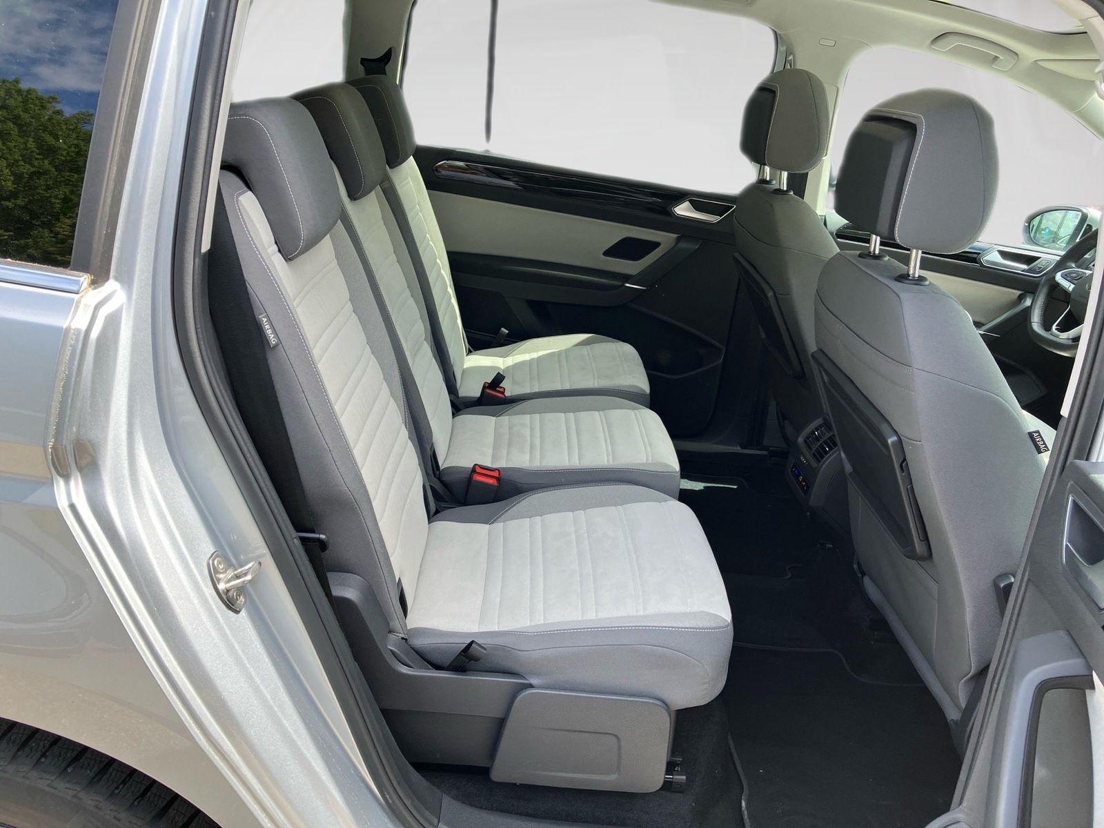 Volkswagen Touran - Bild 10