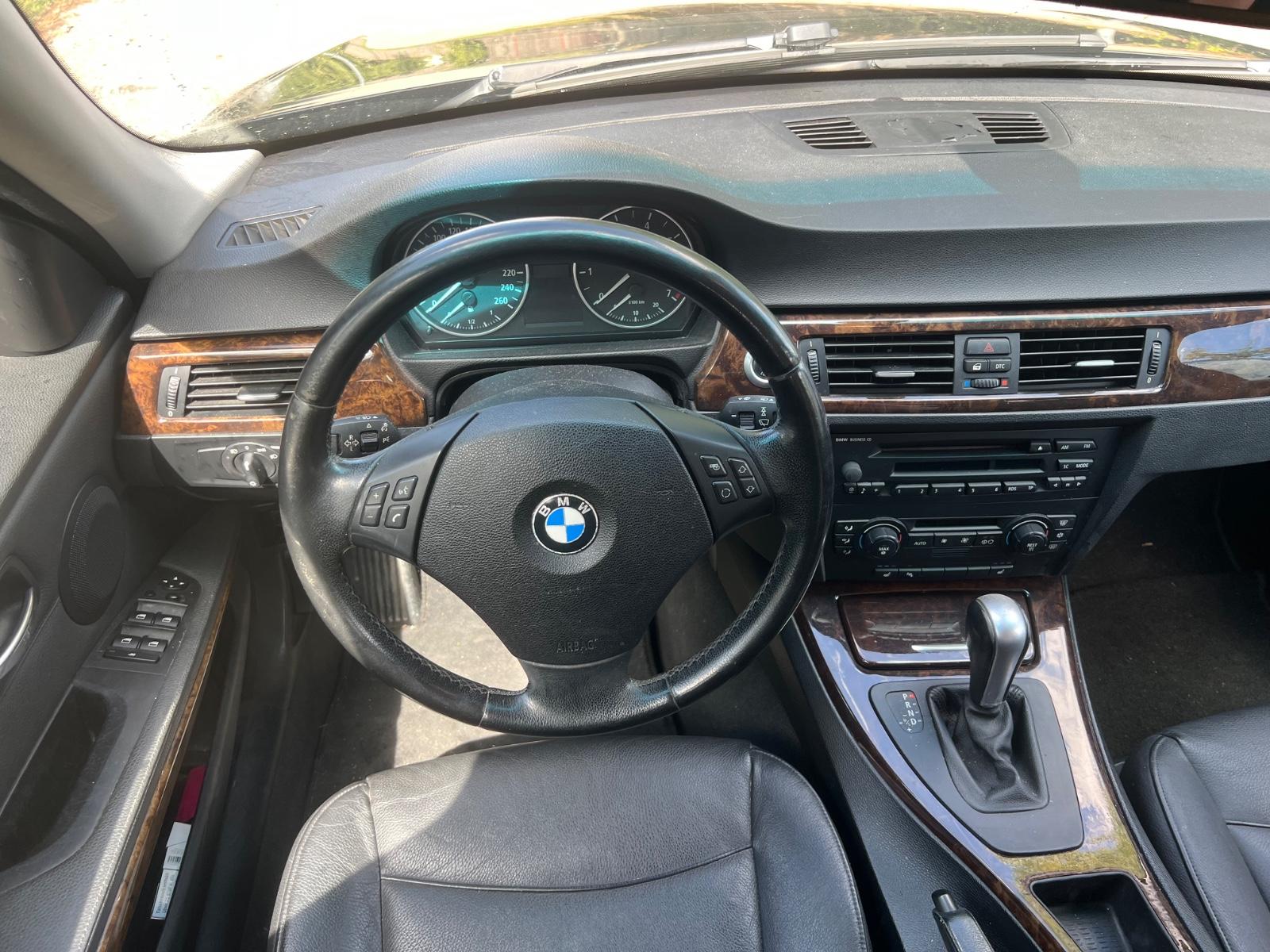 BMW 320 2006 — photo 19