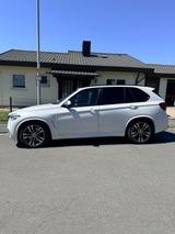 BMW X5 M50 M50d - - BMW X5 M50 aus 2015