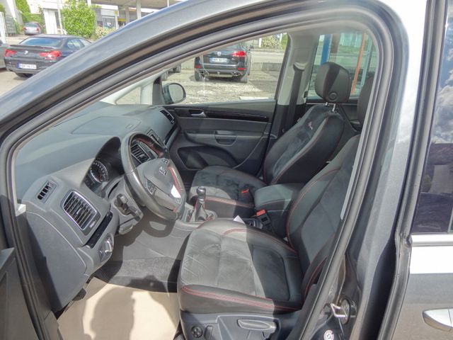 Fahrzeugabbildung Seat Alhambra FR-Line/Pano/AHK/7-Sitzer/Kam/Xenon/2.H