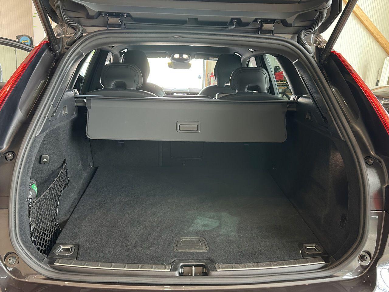 Volvo XC60 XC 60 Plus Dark AWD Bluetooth LED Klima, миниатюра 14