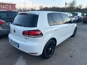 Volkswagen Golf - 7