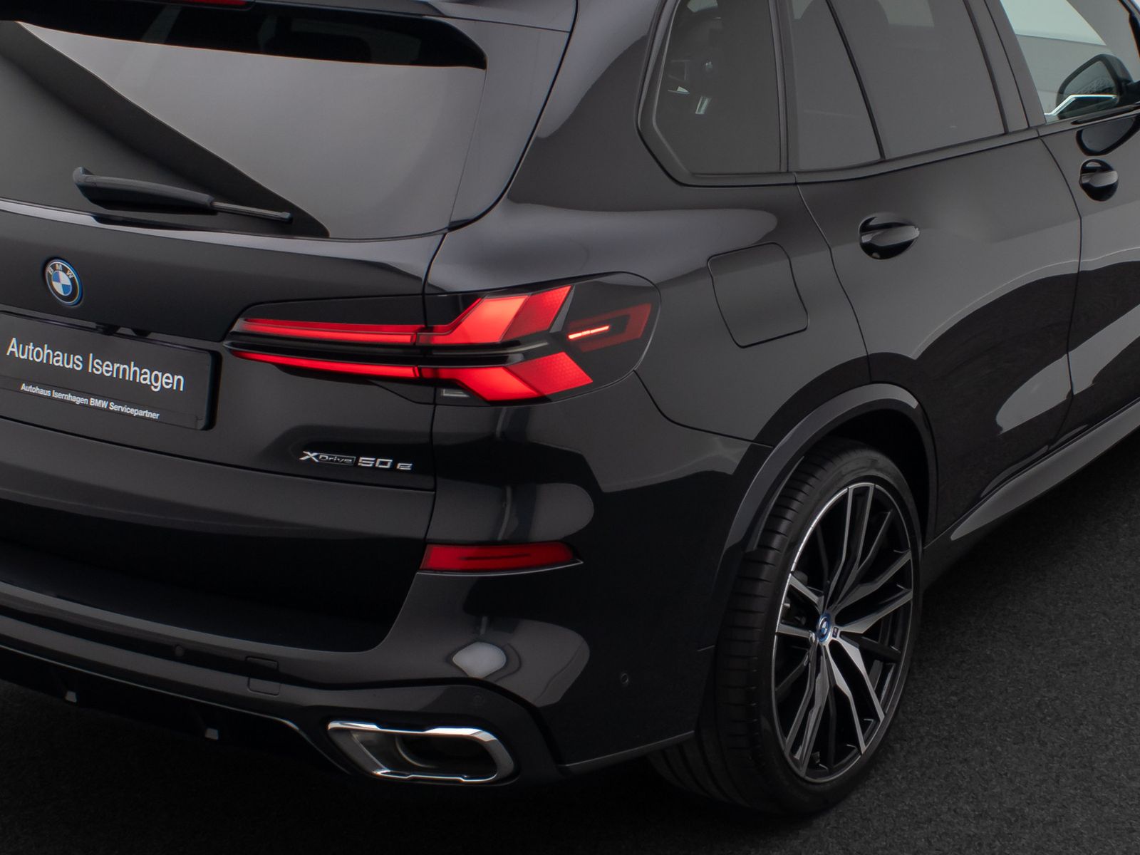 Fahrzeugabbildung BMW X5 xD50e M Sport Panorama 360&deg;HUD DAB H/K 22Zoll