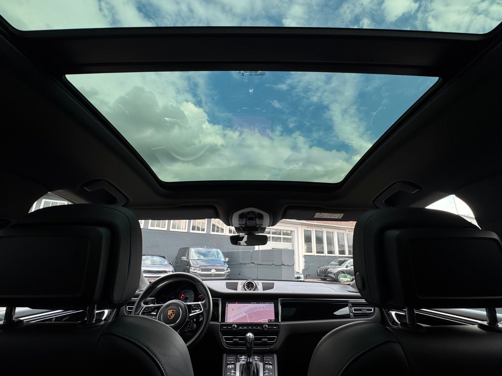Fahrzeugabbildung Porsche Macan S V6 Pano Kamera Leder St-Heiz. Memory