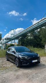 Ford Focus Mk4 Turnier 1,5 Ecoboost - ST-Line - Ford Focus: 1.4