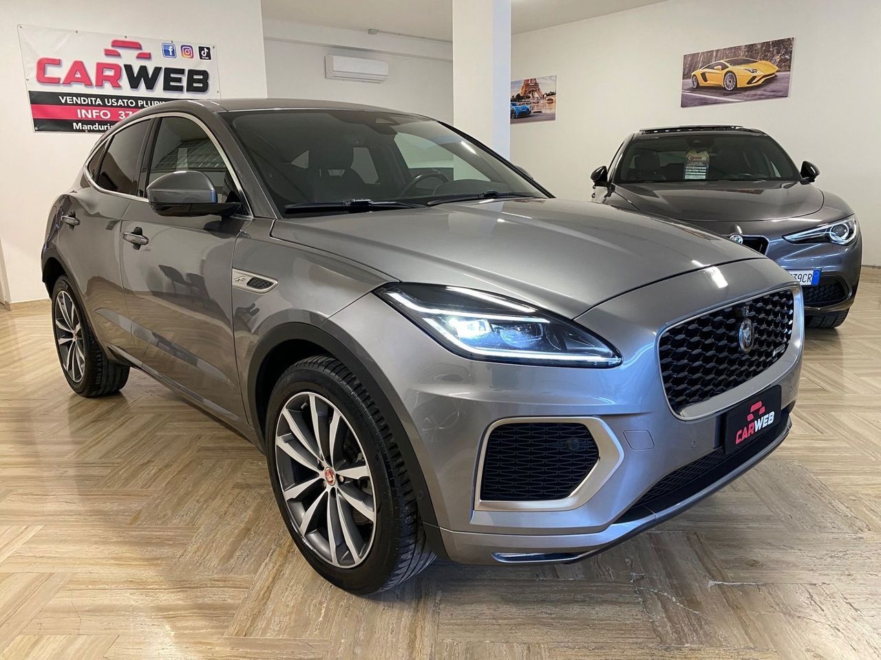 Jaguar JAGUAR E-PACE R-DYNAMIC SE 2.0D AWD Cam 2021 imagem 3