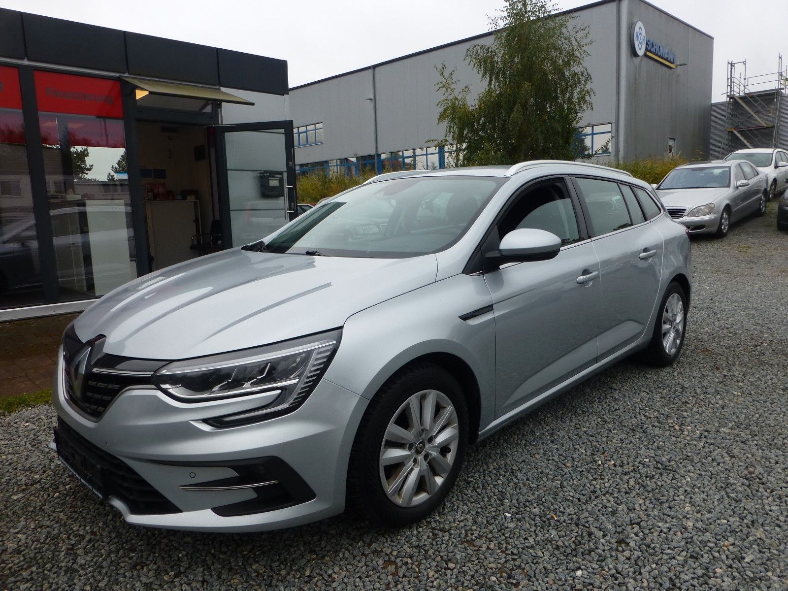 RENAULT Megane