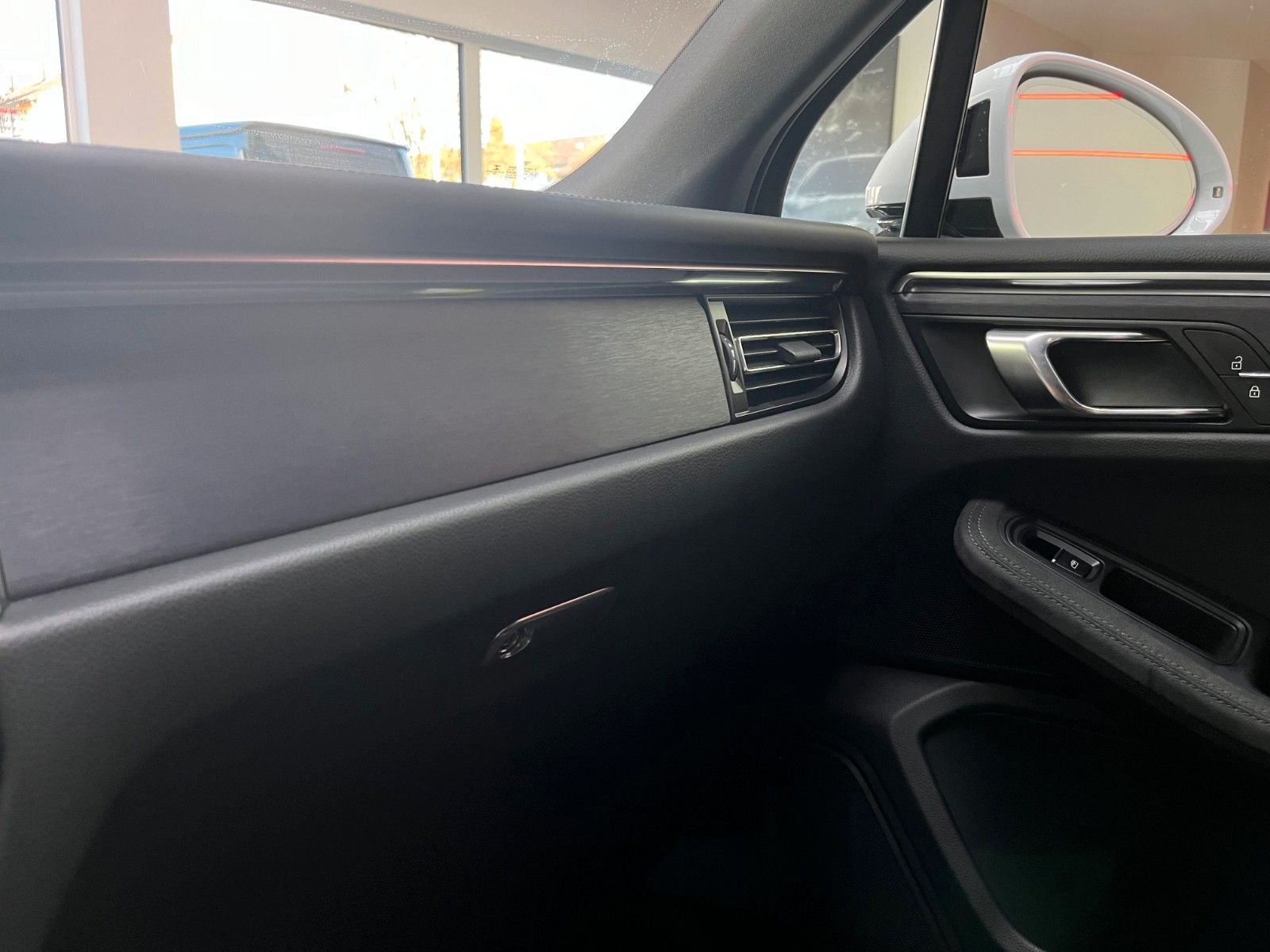 Fahrzeugabbildung Porsche Macan GTS*Chrono*Pano*360°*Luft*AHK*LED*Leder*