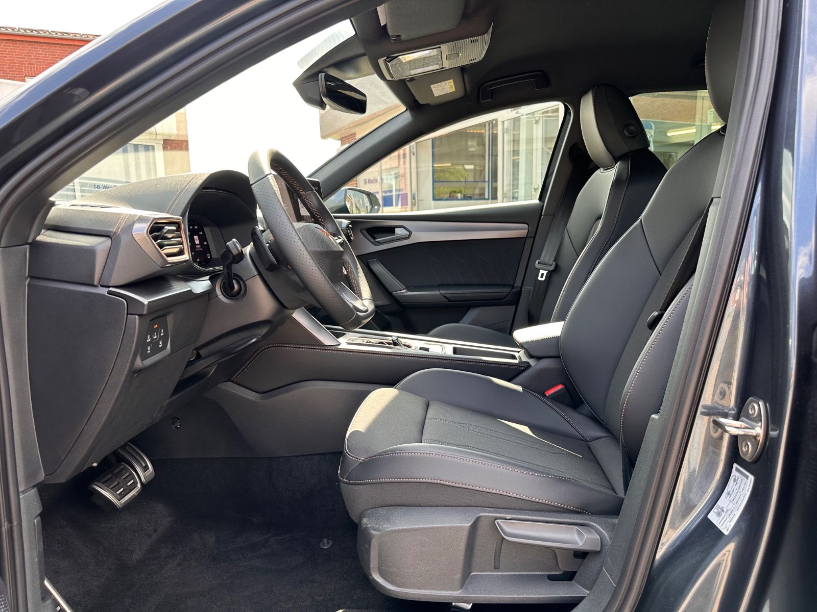 Fahrzeugabbildung CUPRA Leon Sportstourer 2.0 TDI DSG GJR/AHK/ACC/LED