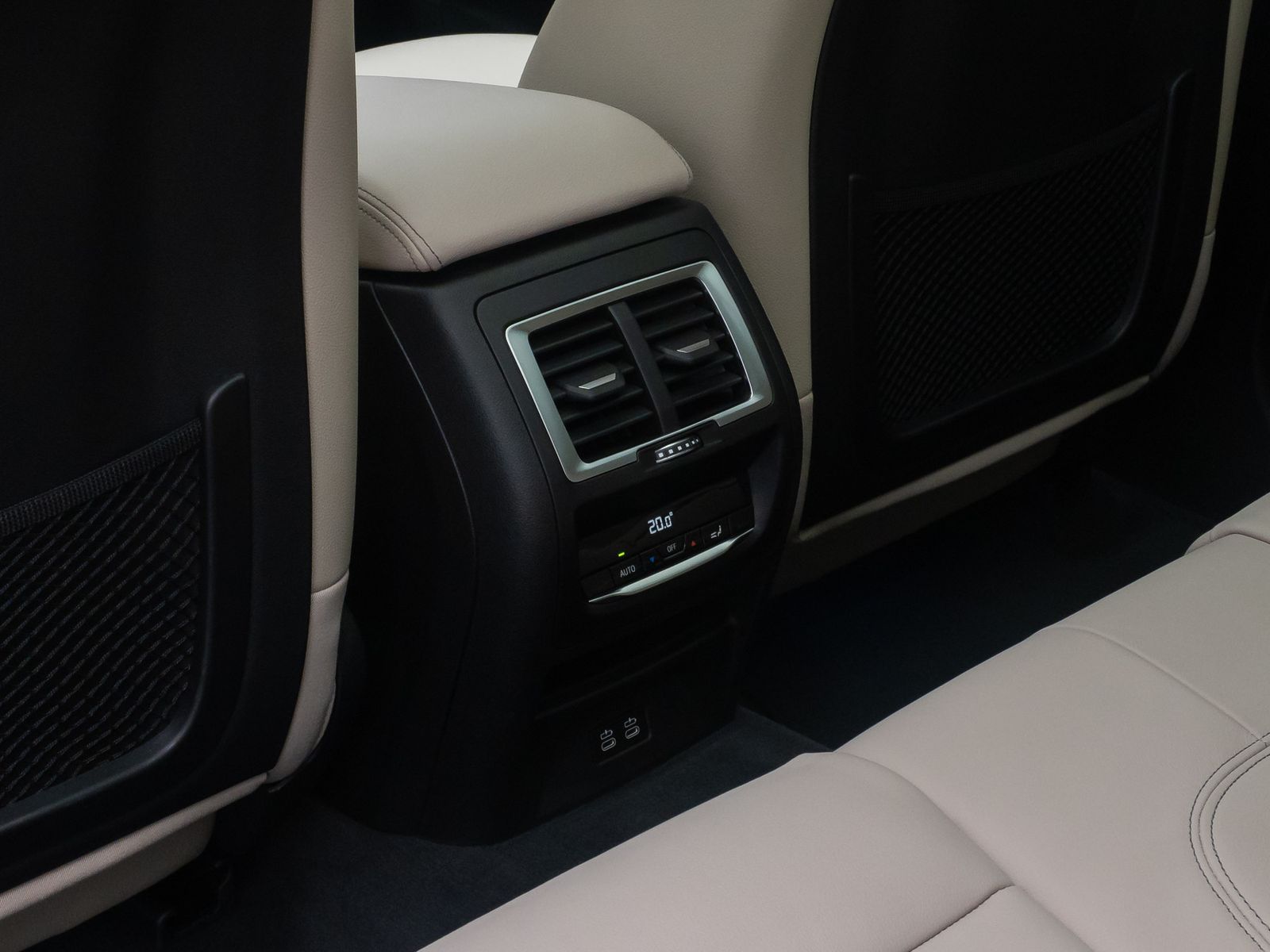 Fahrzeugabbildung BMW iX3 IMPRESSIVE H/K HUD AHK 360° Panorama 20Zoll