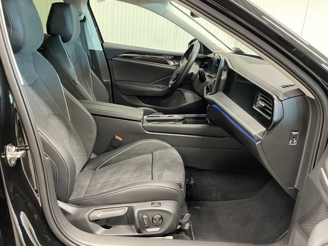 Passat Variant Business 1.5 eTSI DSG LED ACC RFK