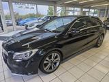 Mercedes-Benz CLA Shooting Brake CLA 180 d "AMG" - Mercedes-Benz: Kombi, 180