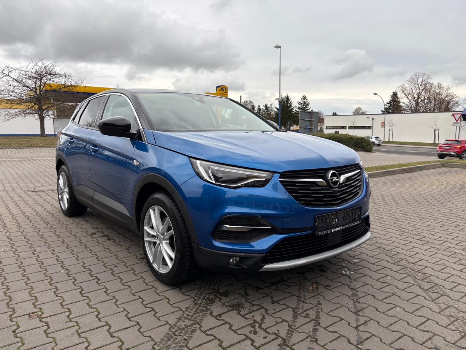 Opel Grandland (X)  1.2 TURBO INOVATION
