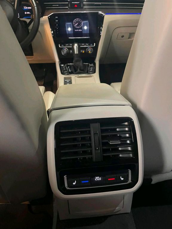 Image of Volkswagen Passat Variant