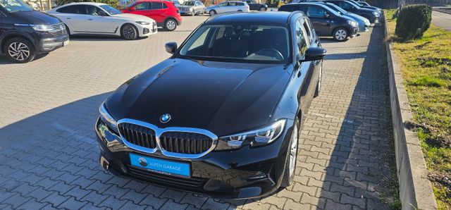 BMW 3er*Touring*320 d*Advantage*Aut.*Leder*LED*Live*