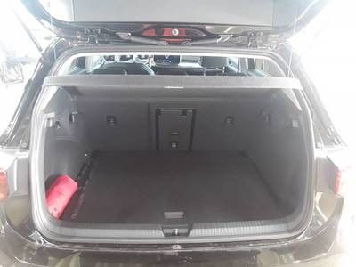 Golf VIII 2.0 TDI DSG GOAL LED+KAMERA+AHK+ACC+DC