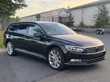 Volkswagen Passat Variant 2.0 TDI SCR DSG BMT 4MOT Highl. - VW Passat Variant Unfallwagen