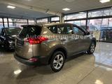 Toyota RAV 4 Tempomat/Klima/Kamera - gebrauchte Toyota RAV 4 aus dem Jahr 2015